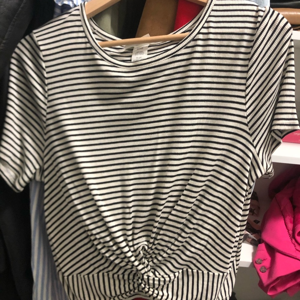 Cropped top